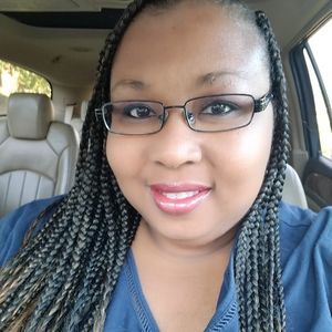 Meet your Posher, Tosha